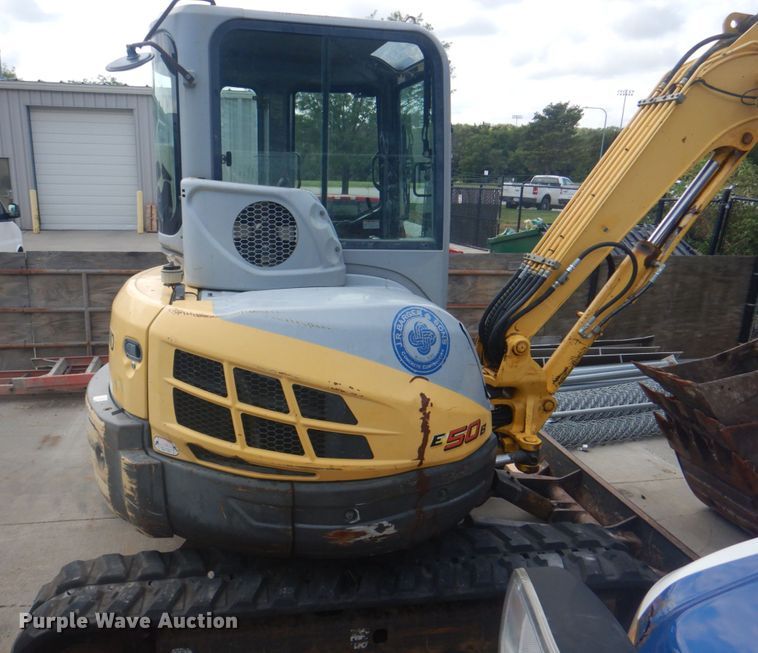 image for item KX9643 New Holland E50B  mini excavator
