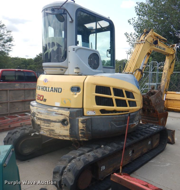 image for item KX9643 New Holland E50B  mini excavator