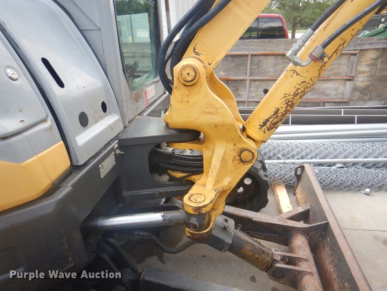 image for item KX9643 New Holland E50B  mini excavator