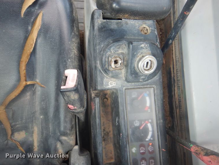 image for item KX9643 New Holland E50B  mini excavator