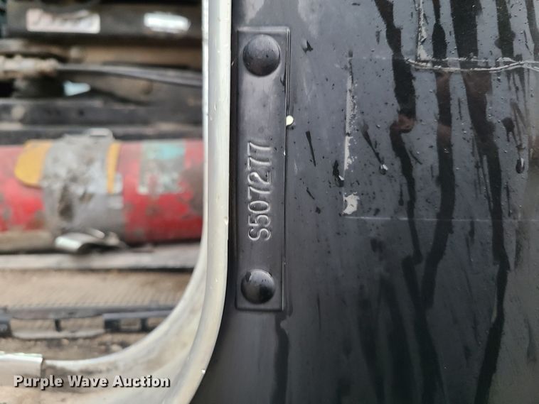 image for item L1384 1988 Kenworth T600  dump truck