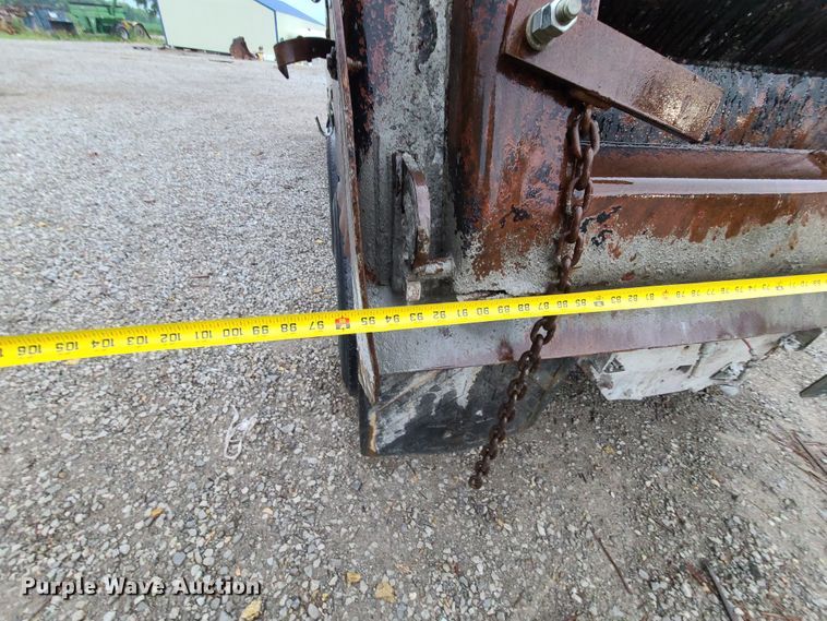 image for item L1384 1988 Kenworth T600  dump truck