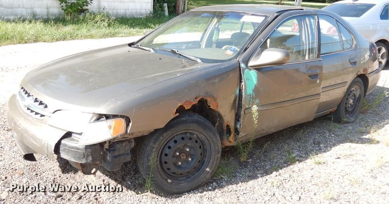 image for item DG0794 1998 Nissan Altima