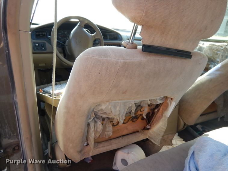 image for item DG0794 1998 Nissan Altima