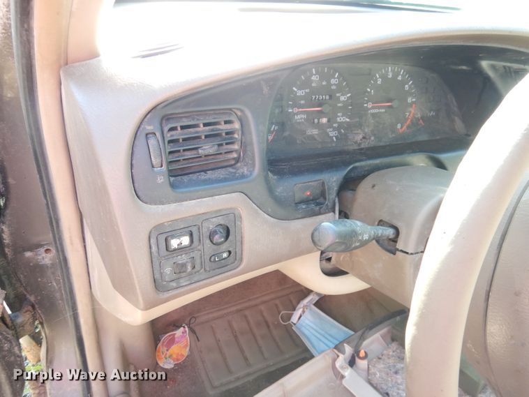 image for item DG0794 1998 Nissan Altima