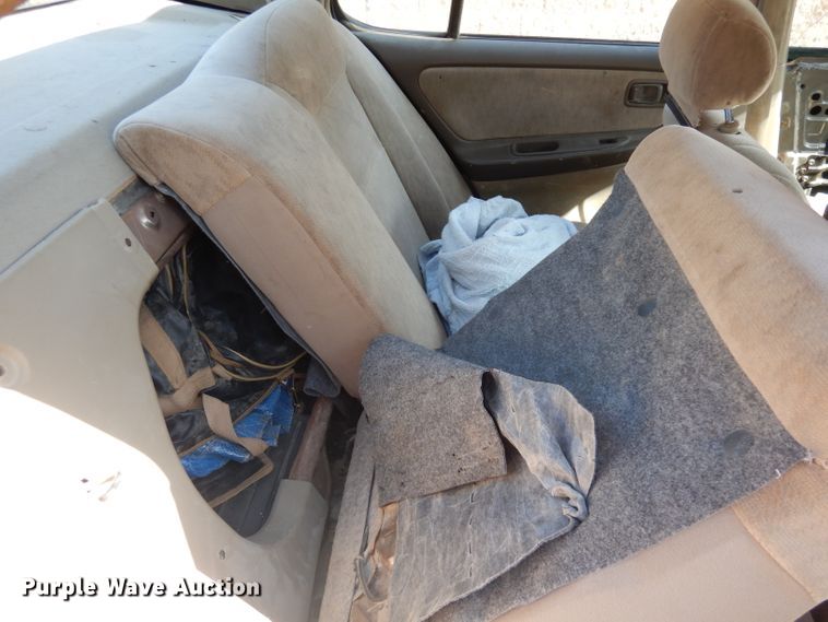 image for item DG0794 1998 Nissan Altima