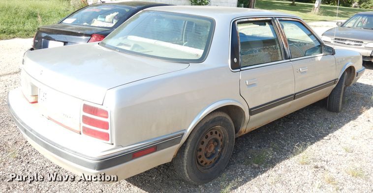 image for item DG0796 1992 Oldsmobile Cutlass Ciera S
