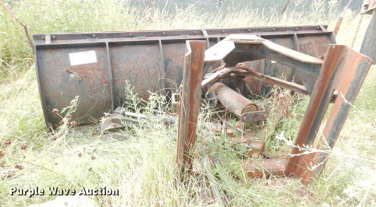 image for item DG0813 10'W snow plow