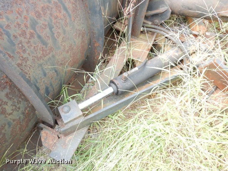 image for item DG0813 10'W snow plow