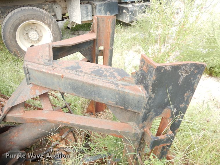 image for item DG0813 10'W snow plow