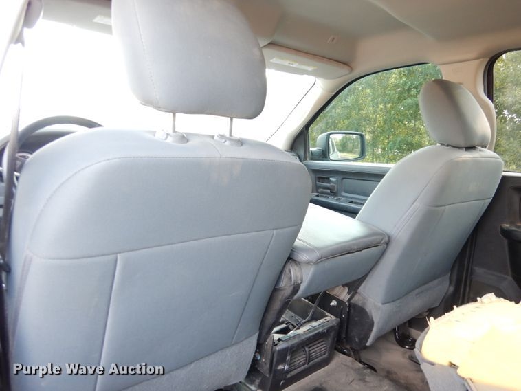 image for item DG0815 2017 Dodge Ram 1500  Crew Cab pickup truck