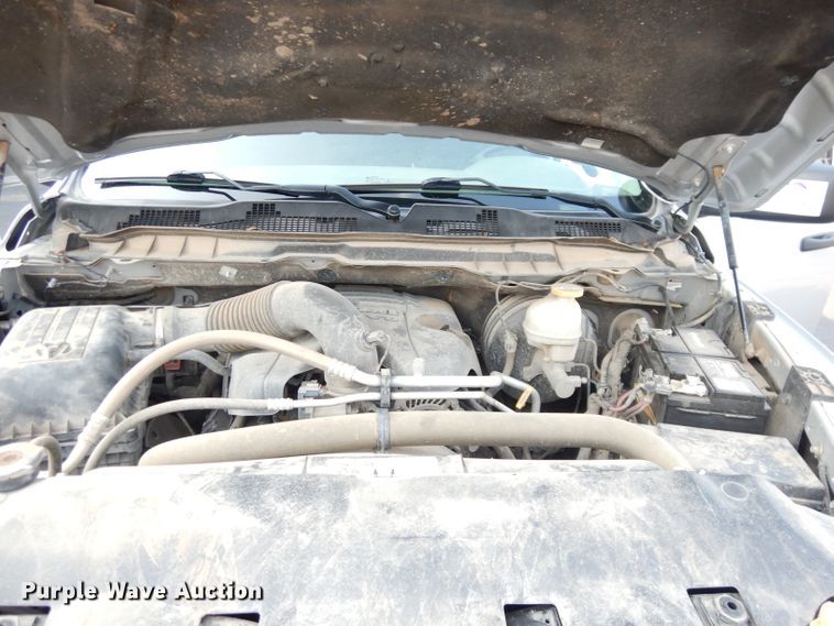 image for item DG0815 2017 Dodge Ram 1500  Crew Cab pickup truck