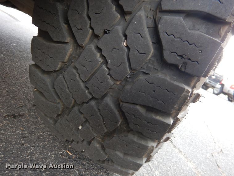 image for item DG0815 2017 Dodge Ram 1500  Crew Cab pickup truck