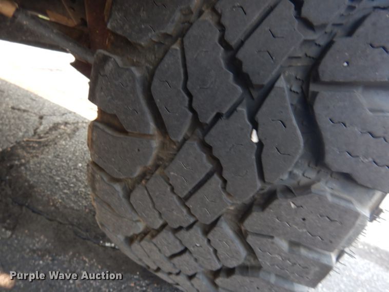 image for item DG0815 2017 Dodge Ram 1500  Crew Cab pickup truck