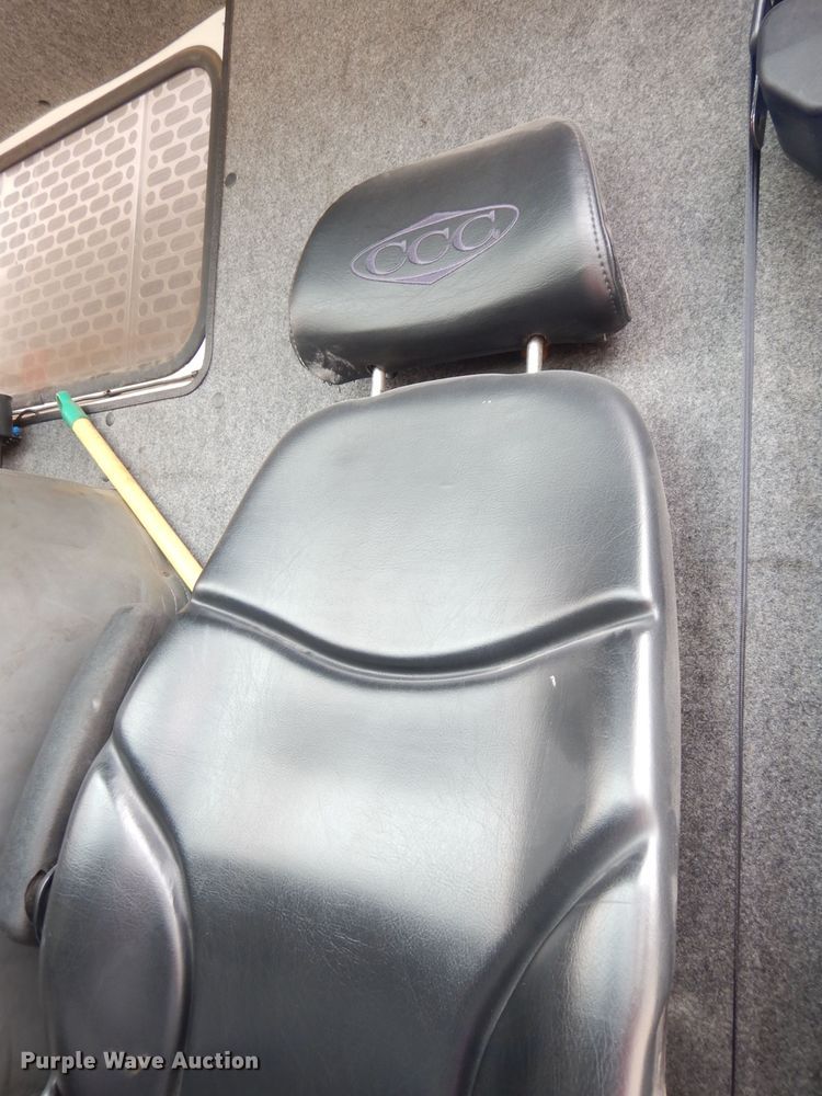 image for item DG0855 2011 Crane Carrier LET2-26-UNK  refuse truck