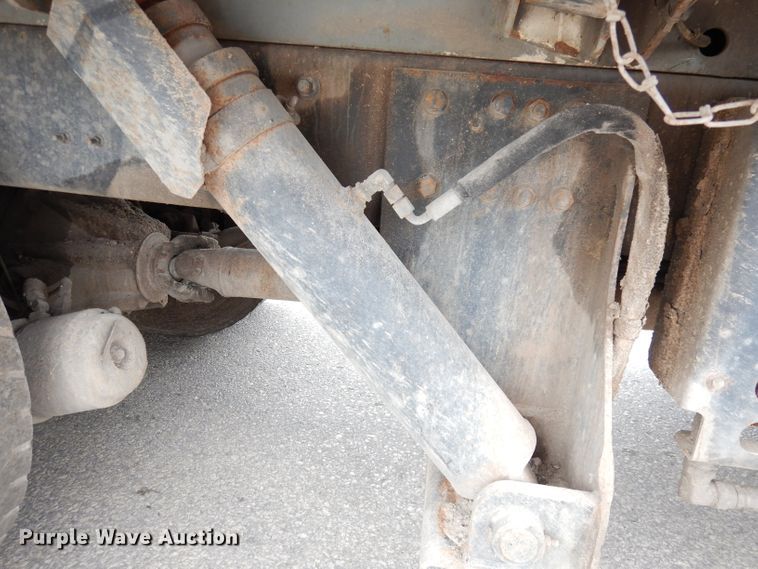 image for item DG0855 2011 Crane Carrier LET2-26-UNK  refuse truck