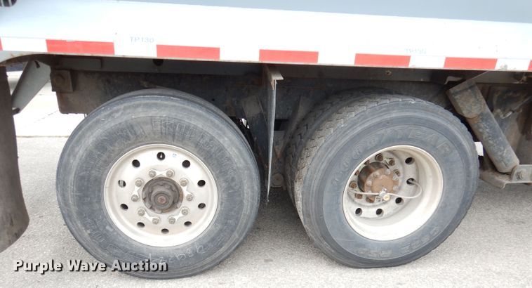 image for item DG0855 2011 Crane Carrier LET2-26-UNK  refuse truck