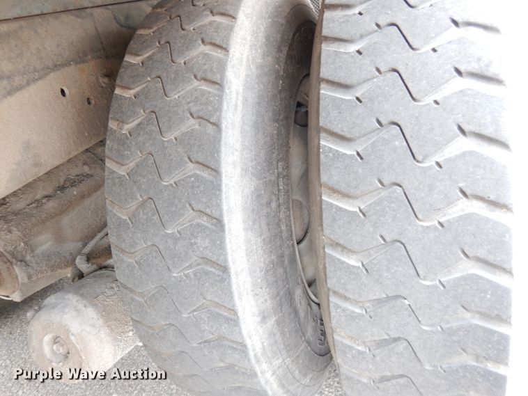 image for item DG0855 2011 Crane Carrier LET2-26-UNK  refuse truck