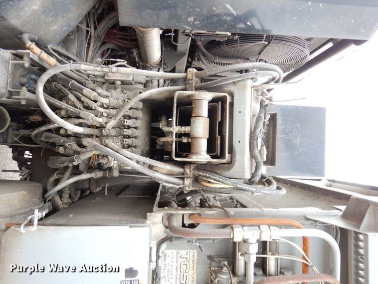 image for item DG0855 2011 Crane Carrier LET2-26-UNK  refuse truck