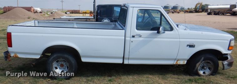 image for item DK8168 1993 Ford F150  pickup truck