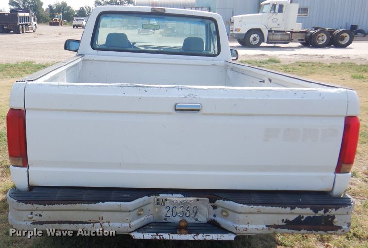 image for item DK8168 1993 Ford F150  pickup truck