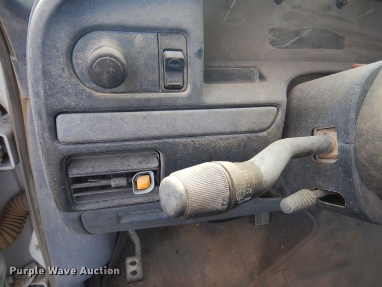 image for item DK8168 1993 Ford F150  pickup truck