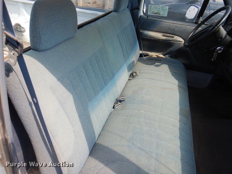 image for item DK8168 1993 Ford F150  pickup truck