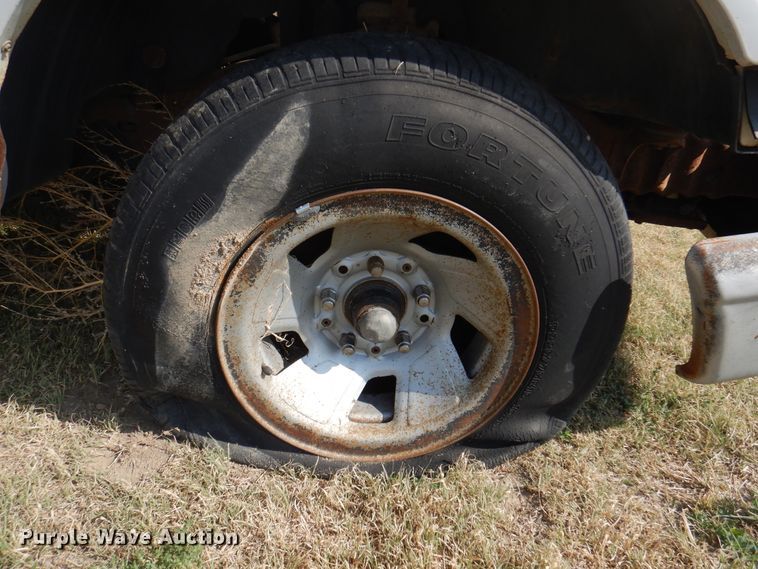 image for item DK8168 1993 Ford F150  pickup truck