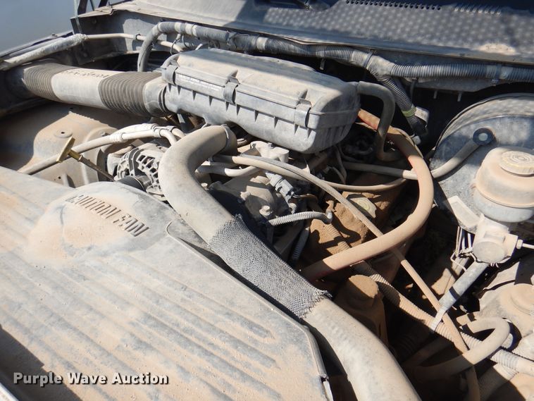 image for item DK8169 1999 Dodge Ram 1500  Club Cab flatbed pickup truck