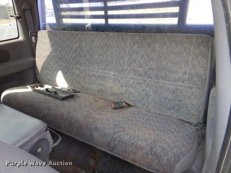 image for item DK8169 1999 Dodge Ram 1500  Club Cab flatbed pickup truck