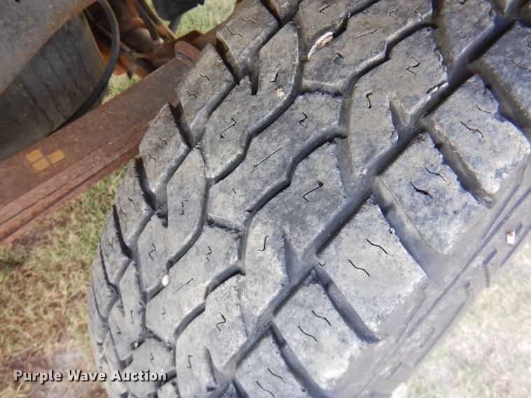 image for item DK8169 1999 Dodge Ram 1500  Club Cab flatbed pickup truck