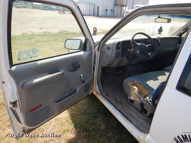 image for item DK8170 1998 Chevrolet C1500  Ext. Cab pickup truck