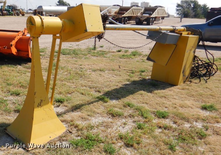 image for item DK8173 Thunderbolt 1000 AT  tornado siren