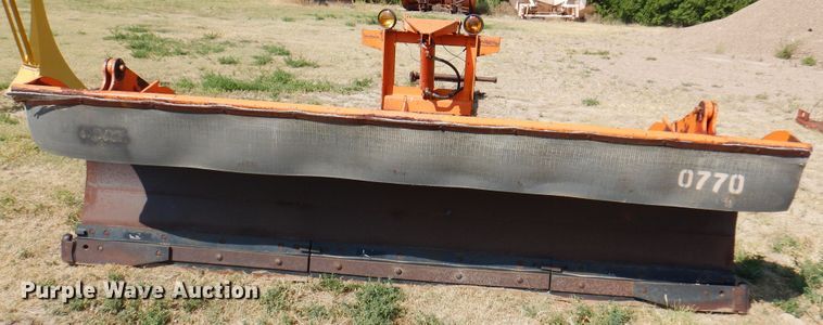 image for item DK8174 R3611H 132"W snow plow