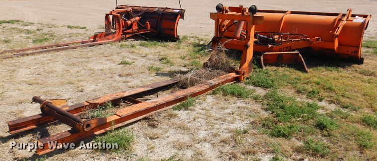 image for item DK8174 R3611H 132"W snow plow