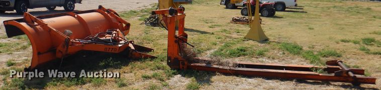 image for item DK8174 R3611H 132"W snow plow