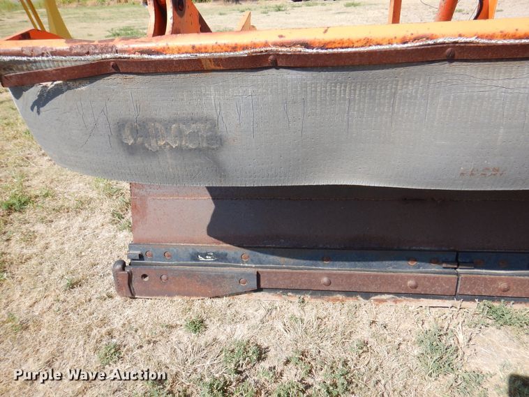 image for item DK8174 R3611H 132"W snow plow