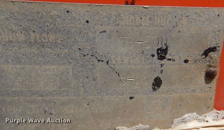 image for item DK8187 1980 International 1754  dump truck