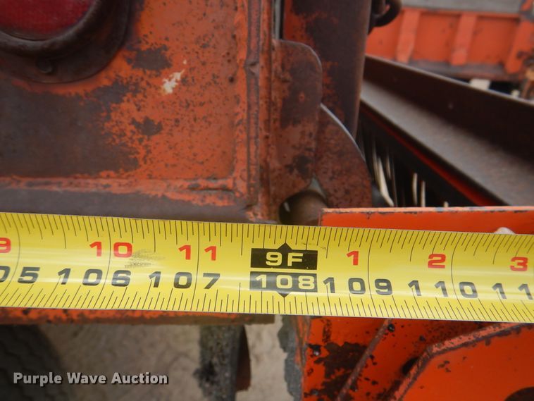 image for item DK8187 1980 International 1754  dump truck