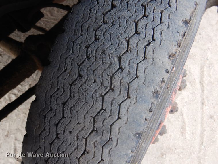 image for item DK8187 1980 International 1754  dump truck