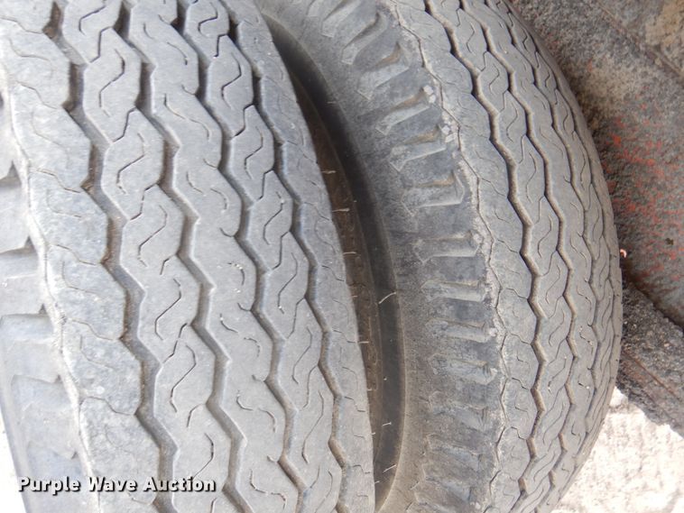 image for item DK8187 1980 International 1754  dump truck