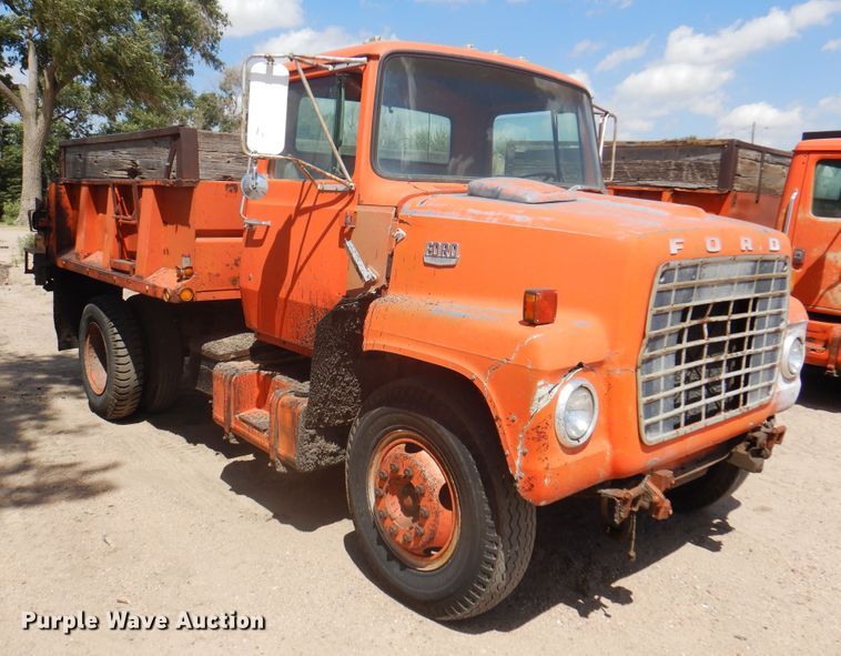 image for item DK8188 1978 Ford 7000  dump truck