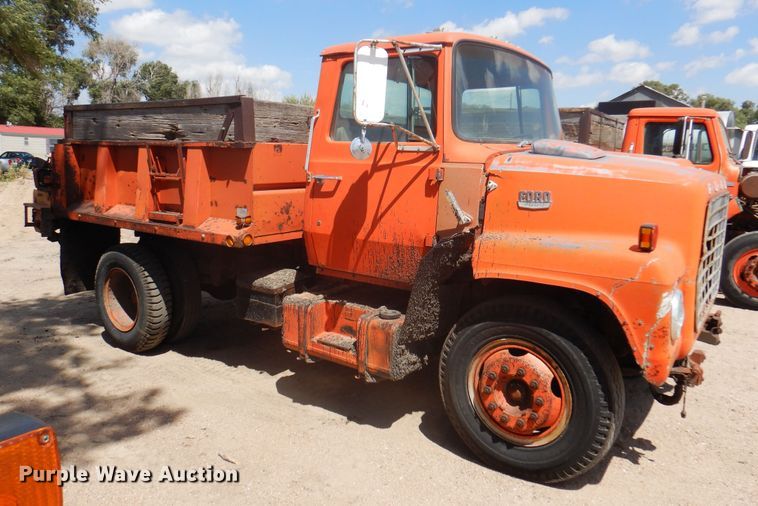 image for item DK8188 1978 Ford 7000  dump truck