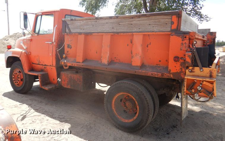 image for item DK8188 1978 Ford 7000  dump truck