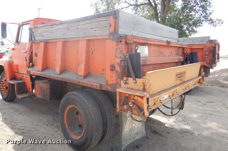 image for item DK8188 1978 Ford 7000  dump truck