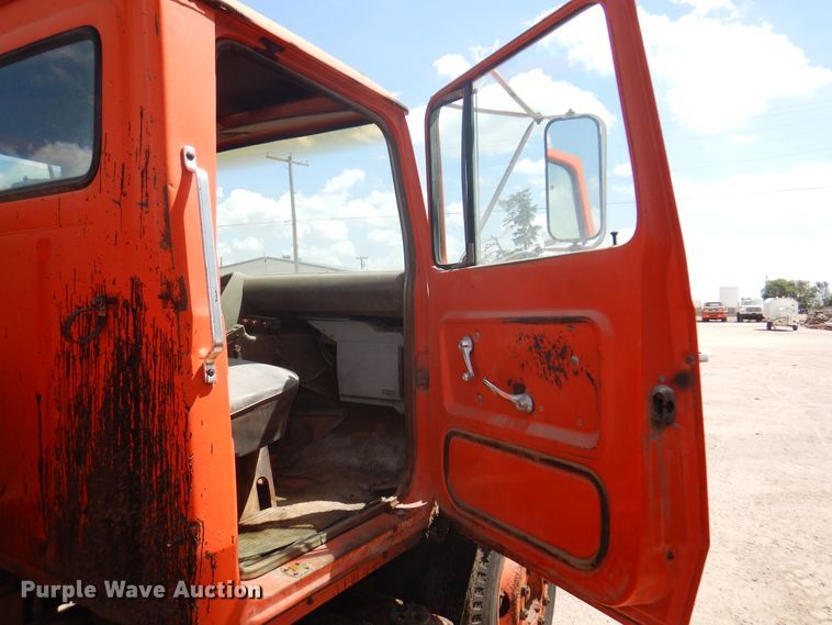 image for item DK8188 1978 Ford 7000  dump truck