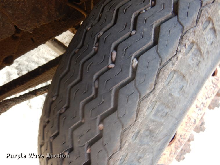 image for item DK8188 1978 Ford 7000  dump truck