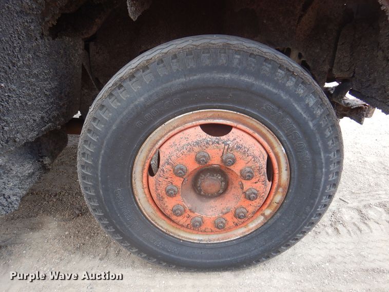 image for item DK8188 1978 Ford 7000  dump truck