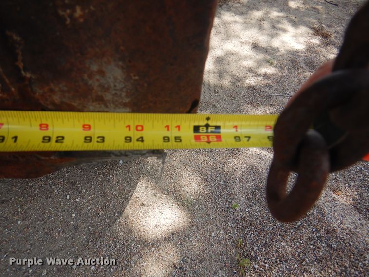 image for item DK8189 1984 International 1754  dump truck