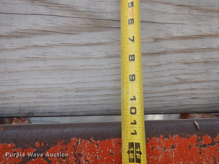 image for item DK8189 1984 International 1754  dump truck